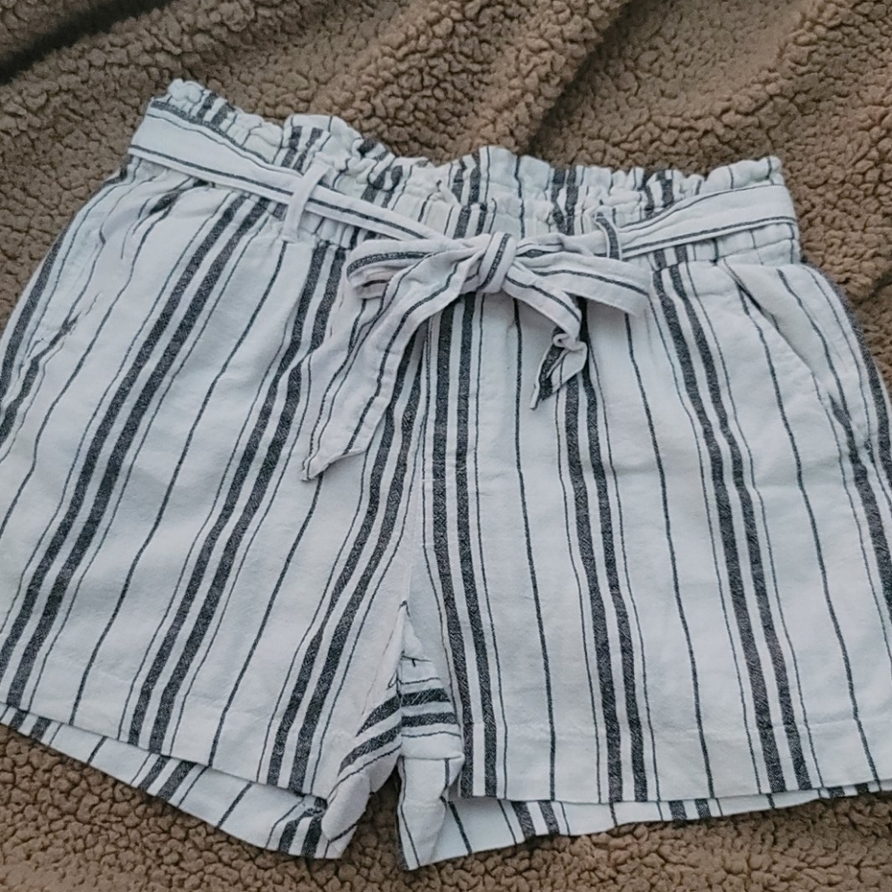 Old navy High waist linen shorts
